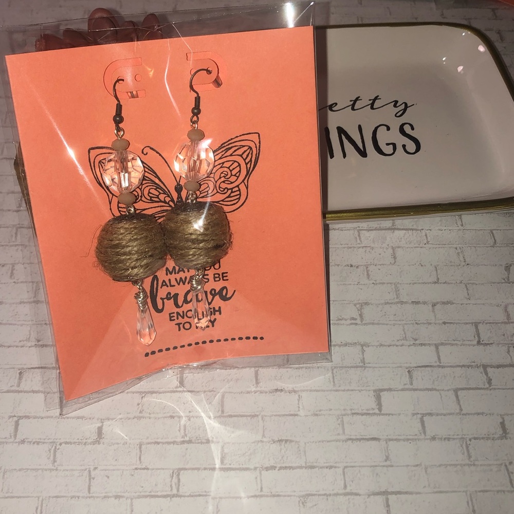 Jute and acrylic bead dangle earrings